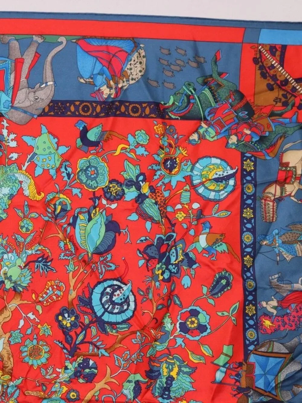HERMES Carre 90 Scarf 